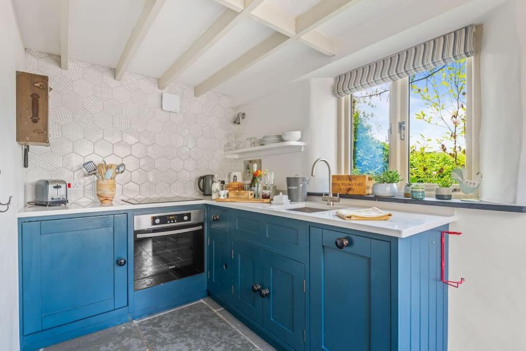 Luxury Self-Contained Cottage For Two With Hot Tub Staverton  Eksteriør billede
